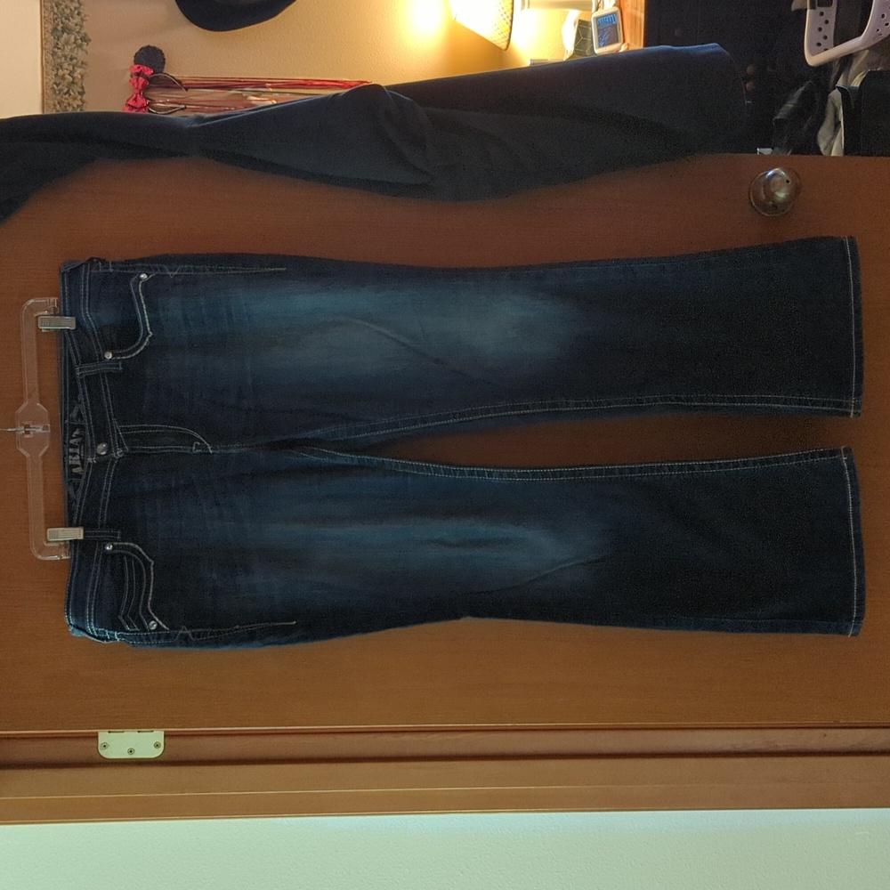 Ariat Ruby boot cut jeans size 34R
